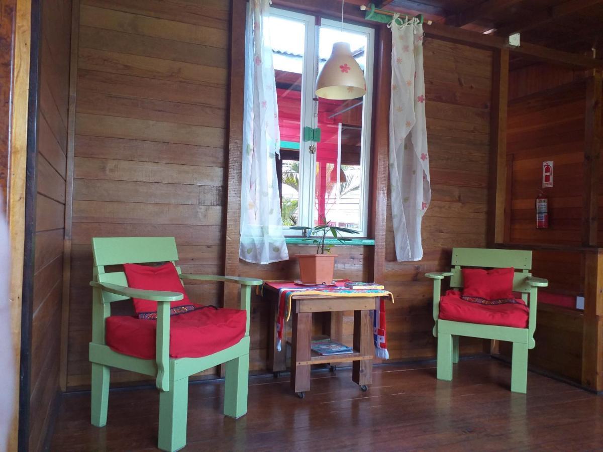 Hostal Hansi 博卡斯德尔托罗 外观 照片