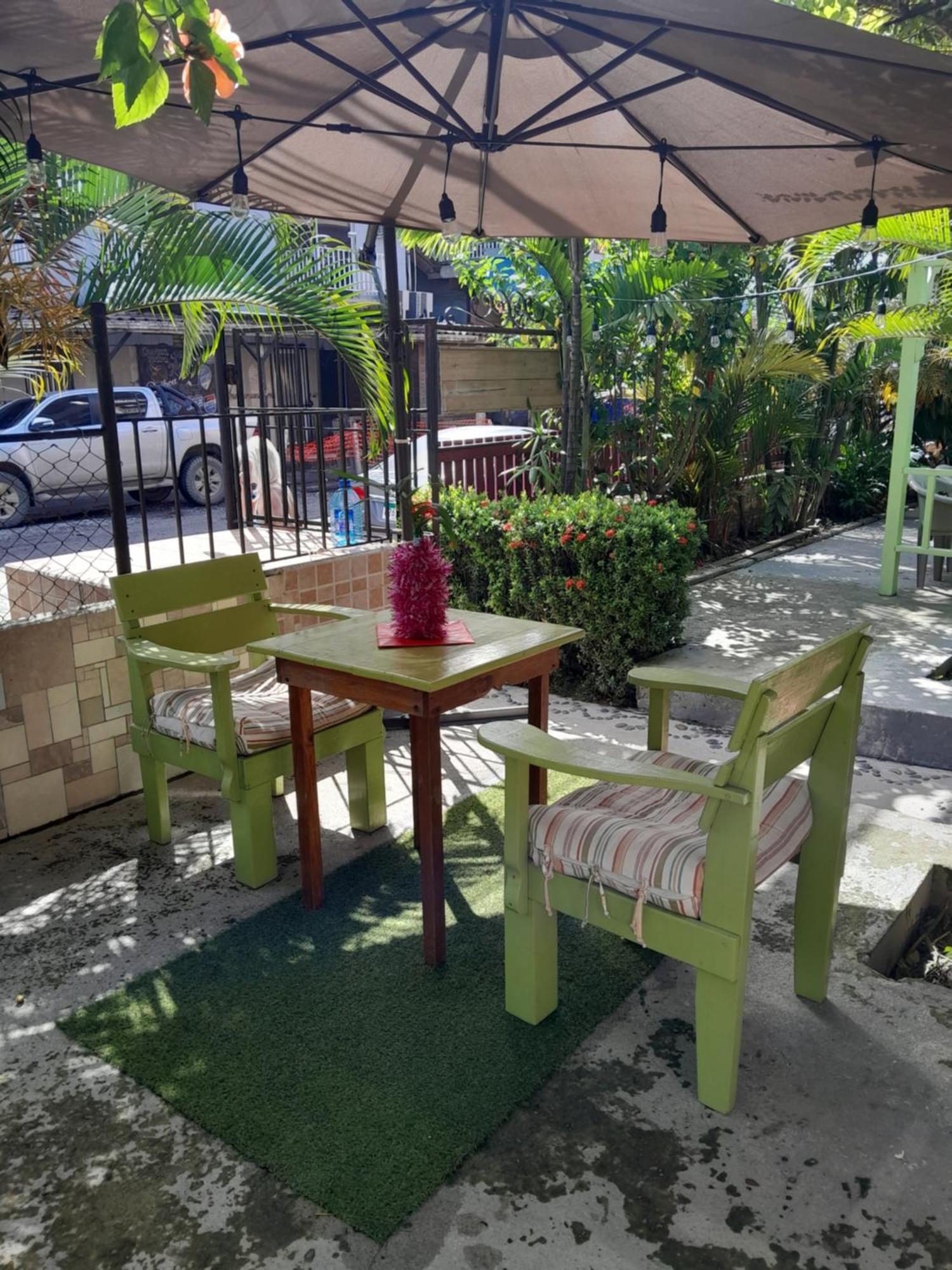 Hostal Hansi 博卡斯德尔托罗 外观 照片