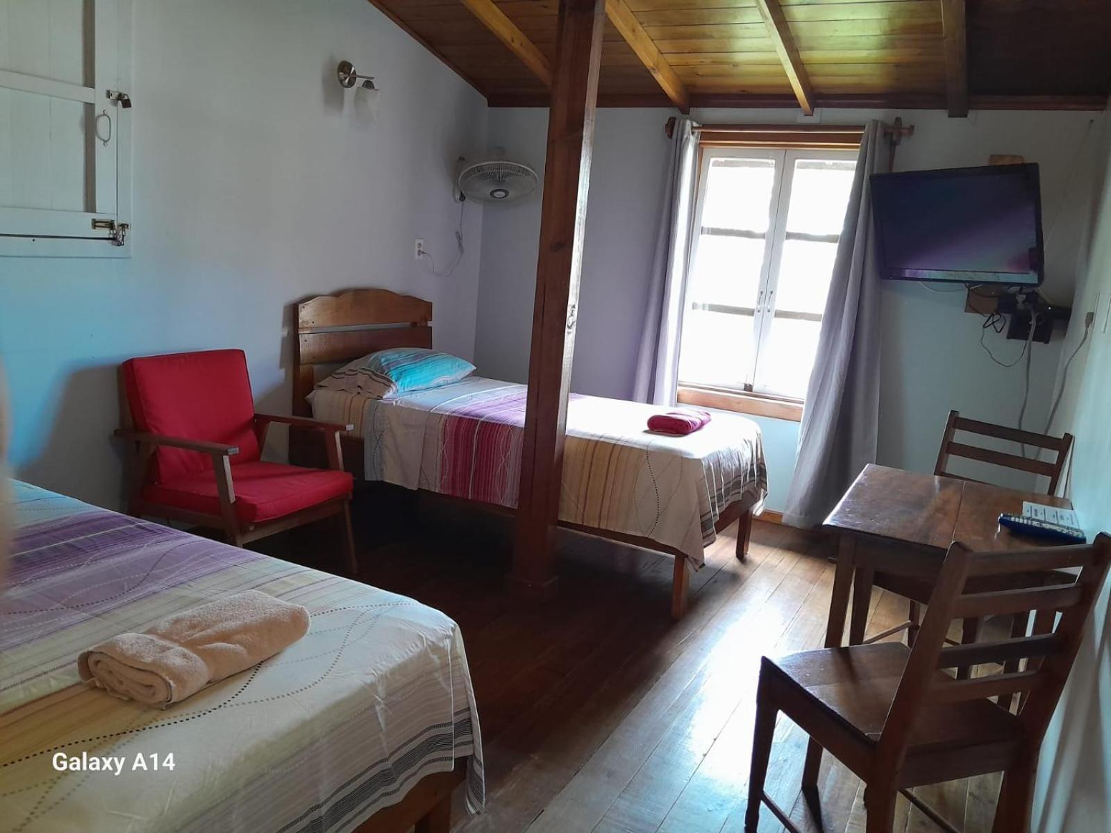 Hostal Hansi 博卡斯德尔托罗 外观 照片